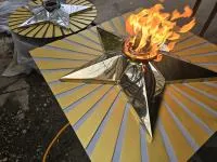 Решётка лучи вечный огонь (518197) сертификат авторская  в Воронеже