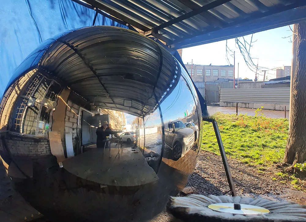 Зеркальный шар из нержавеющей стали - диаметр 2 метра Воронеж